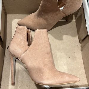 Steve Madden New Never Worn boots size 7